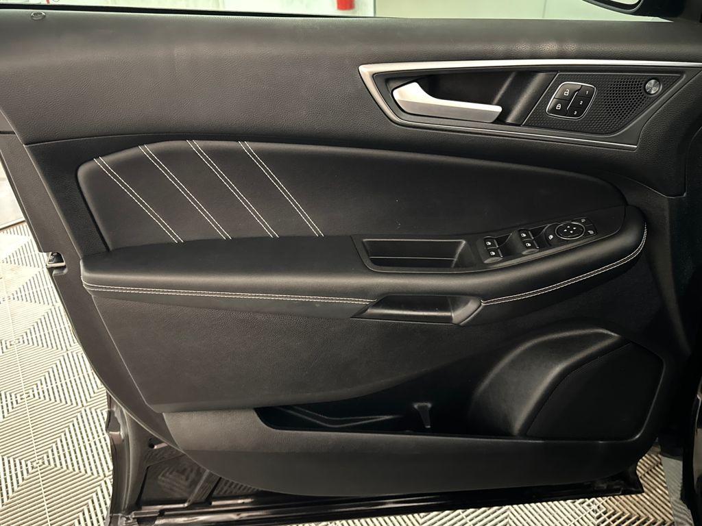 used 2023 Ford Edge car, priced at $23,900