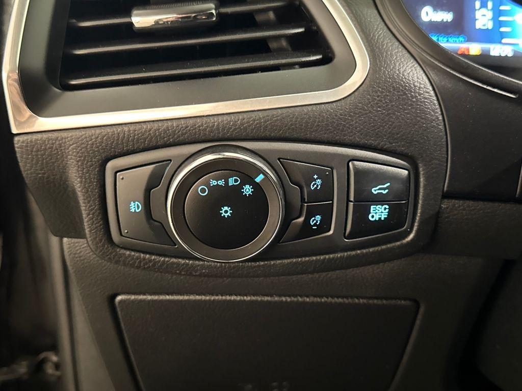 used 2023 Ford Edge car, priced at $23,900