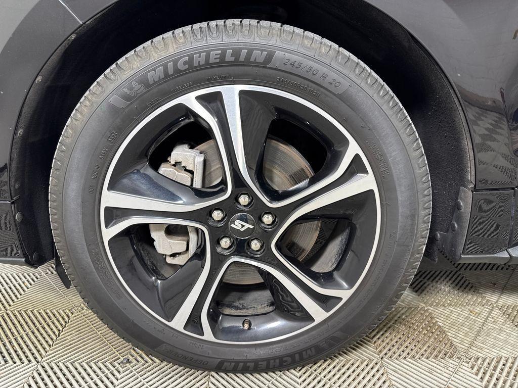 used 2023 Ford Edge car, priced at $23,900