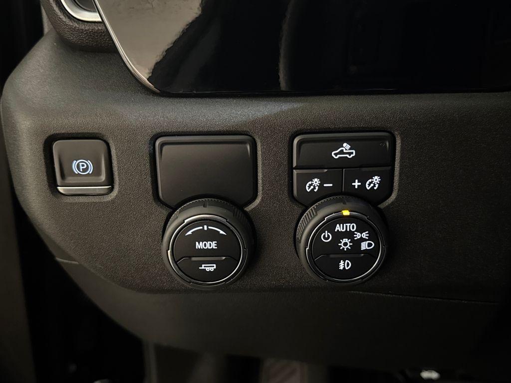 used 2023 Chevrolet Silverado 1500 car, priced at $37,900