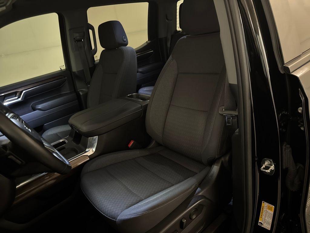 used 2023 Chevrolet Silverado 1500 car, priced at $37,900