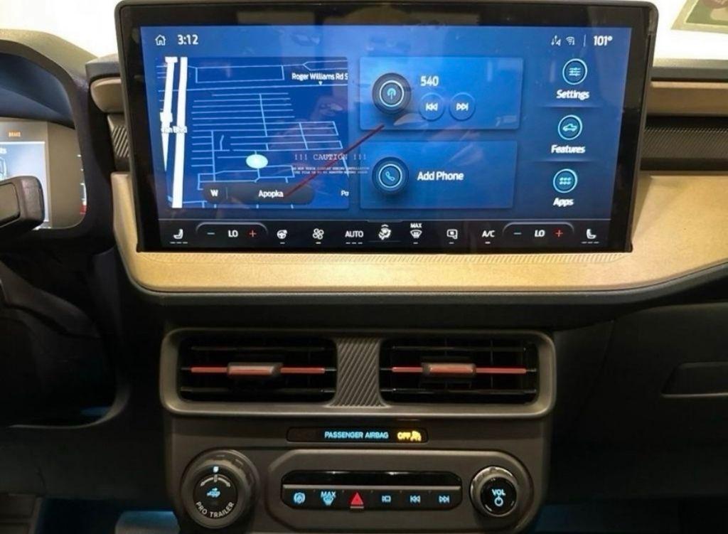 new 2025 Ford Maverick car, priced at $37,018