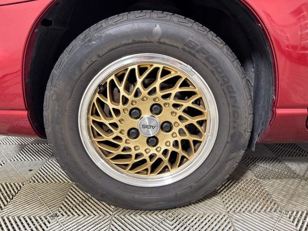 used 1998 Pontiac Grand Prix car, priced at $6,900