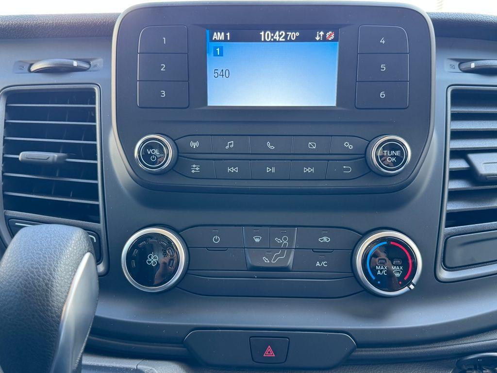 new 2025 Ford Transit-250 car