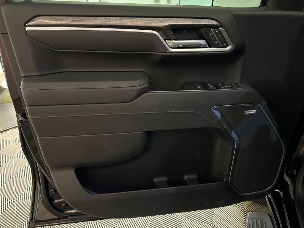 used 2025 Chevrolet Silverado 1500 car, priced at $50,750