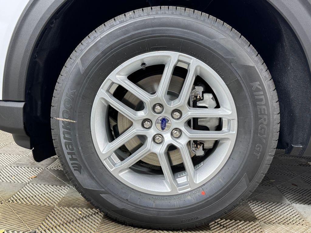 new 2026 Ford Explorer car