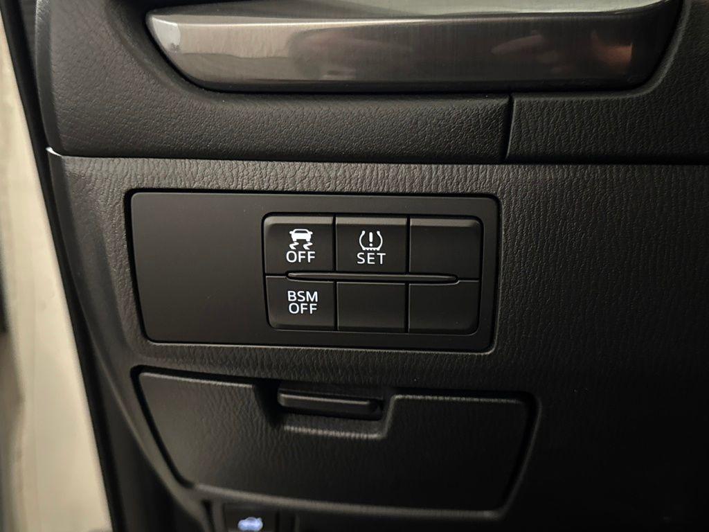 used 2015 Mazda Mazda6 car, priced at $10,000