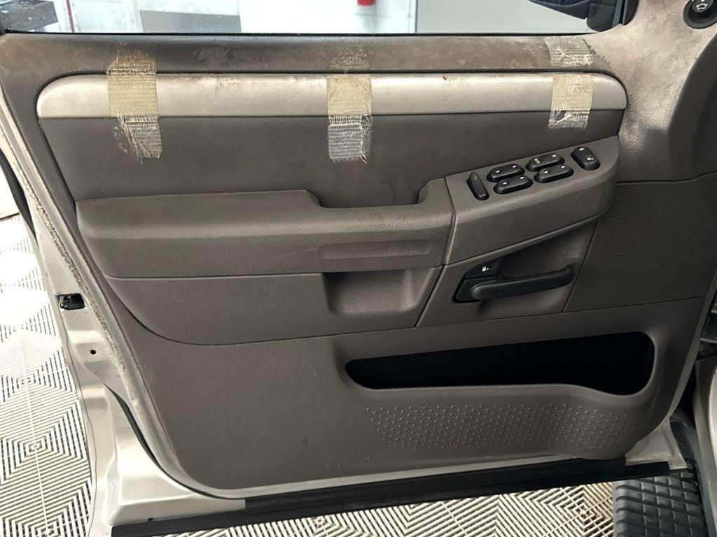 used 2002 Mercury Mountaineer car, priced at $5,000