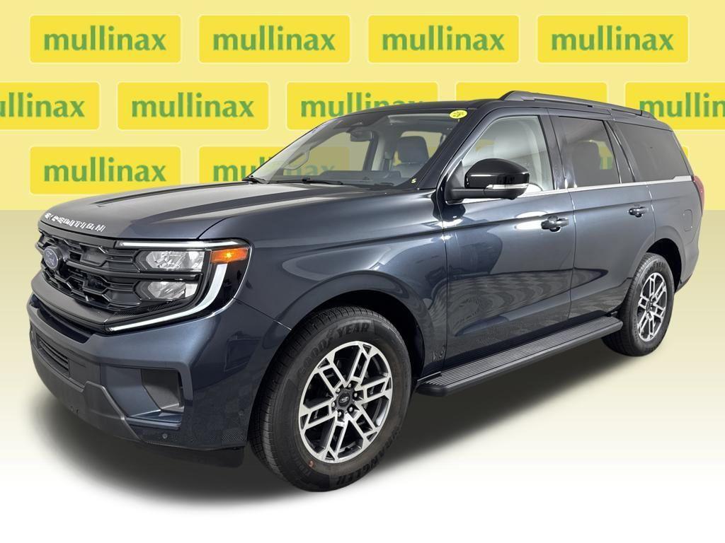 used 2025 Ford Expedition car, priced at $56,600