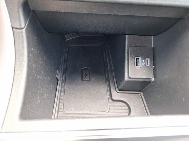 used 2022 Ford Edge car, priced at $23,500