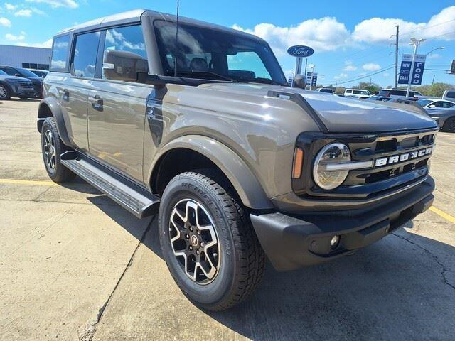 new 2025 Ford Bronco car, priced at $51,150