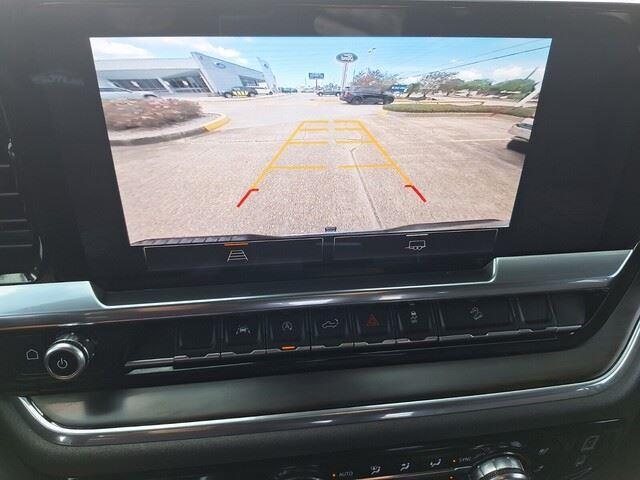 used 2023 GMC Sierra 1500 car, priced at $43,895