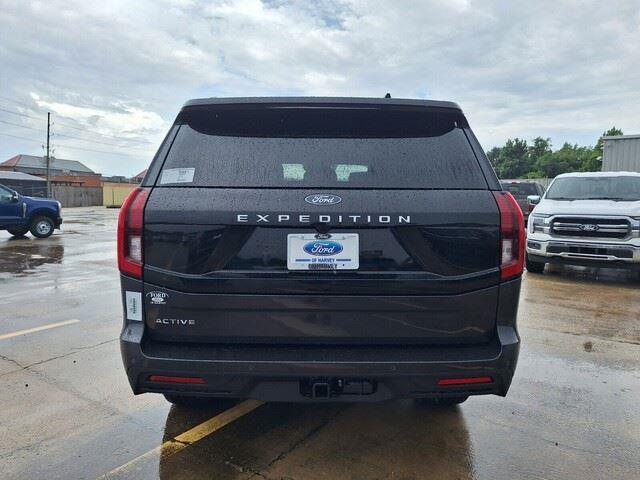 new 2026 Ford Expedition car, priced at $70,256