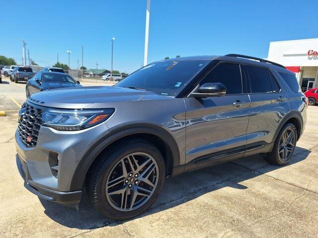 used 2025 Ford Explorer car, priced at $46,991