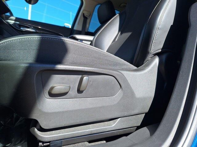 used 2023 Buick Envision car, priced at $22,666