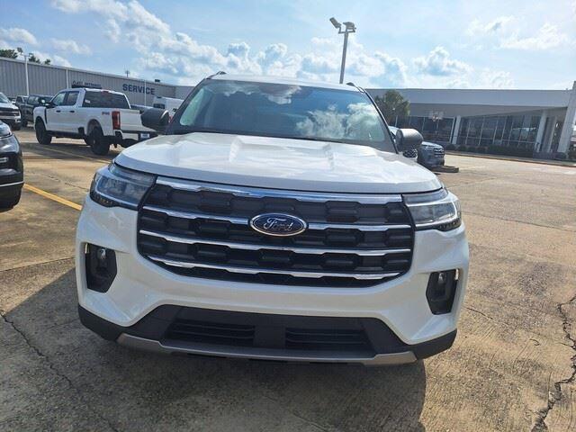 new 2025 Ford Explorer car, priced at $39,685