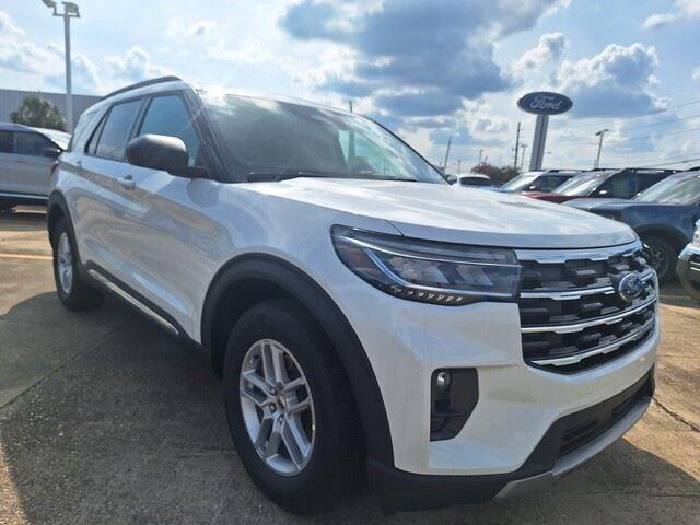 new 2025 Ford Explorer car, priced at $39,685