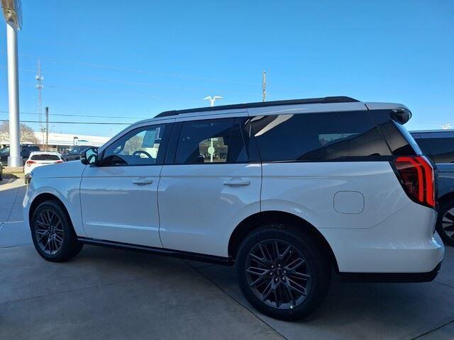 new 2025 Ford Expedition car, priced at $81,730