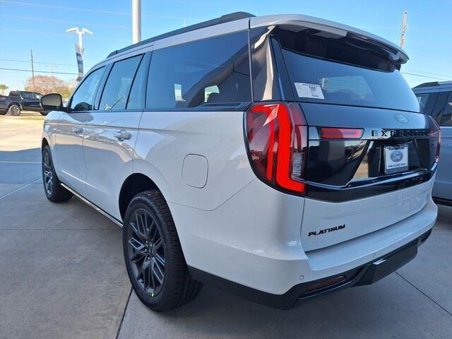 new 2025 Ford Expedition car, priced at $81,730