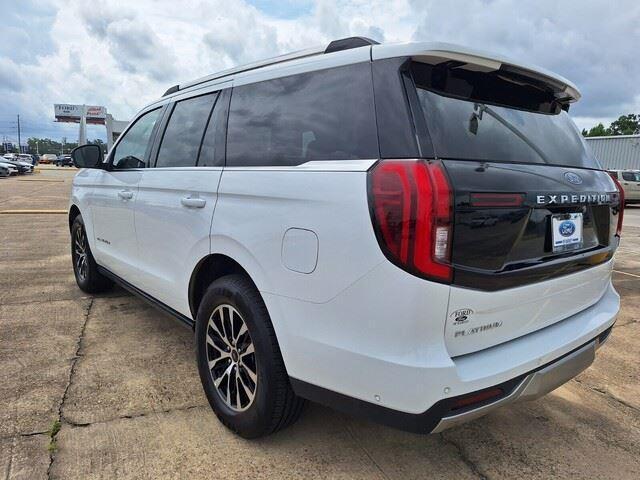 used 2025 Ford Expedition car, priced at $70,334