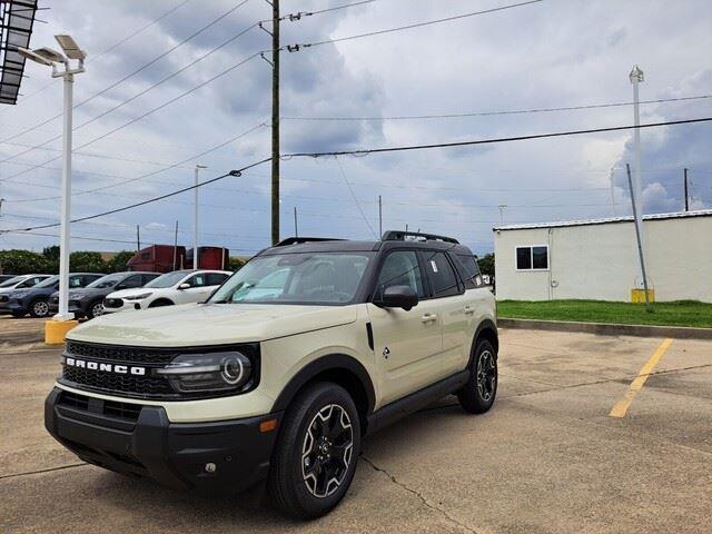 new 2025 Ford Bronco Sport car, priced at $35,065