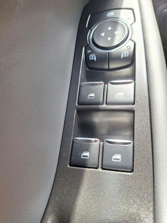 new 2025 Ford Explorer car, priced at $40,865