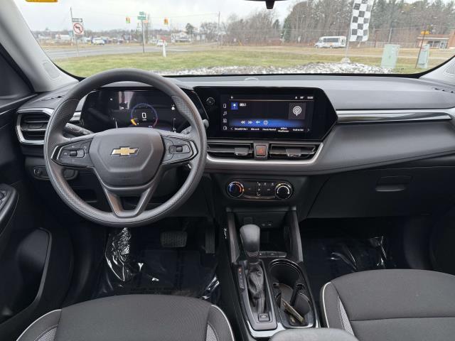used 2024 Chevrolet TrailBlazer car, priced at $23,995