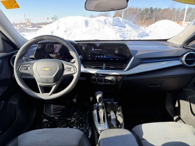 used 2025 Chevrolet Trax car, priced at $21,995
