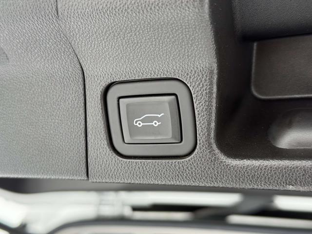 used 2023 GMC Acadia car, priced at $26,995