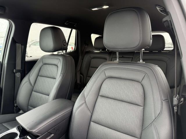 used 2025 Chevrolet Equinox car, priced at $27,995