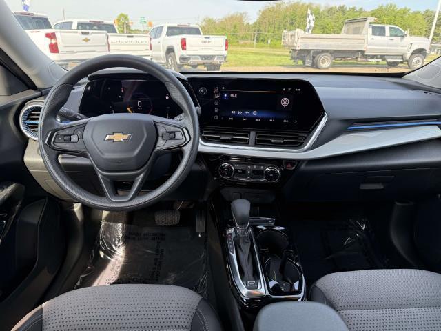 used 2025 Chevrolet Trax car, priced at $23,995