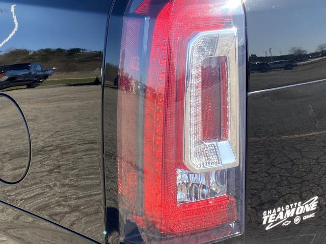 used 2015 GMC Yukon car, priced at $14,995