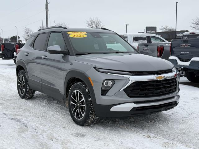 used 2025 Chevrolet TrailBlazer car, priced at $23,995