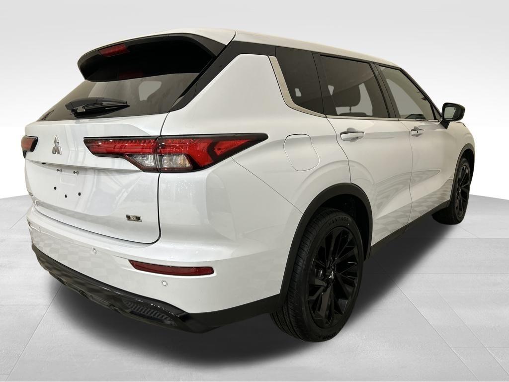 used 2024 Mitsubishi Outlander car, priced at $21,627