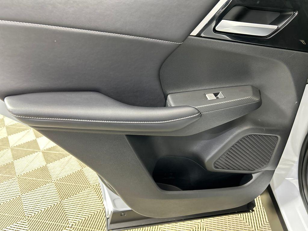 used 2024 Mitsubishi Outlander car, priced at $21,627