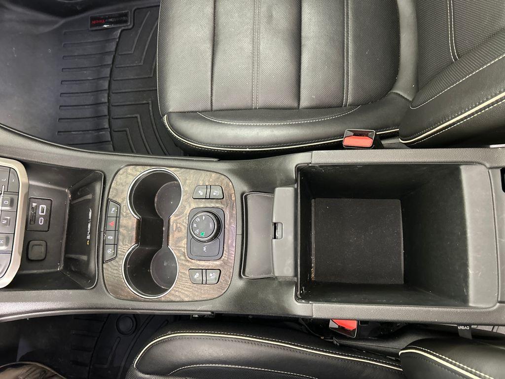 used 2020 GMC Acadia car, priced at $25,758