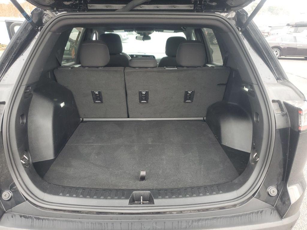 used 2025 Chevrolet Equinox car, priced at $25,222