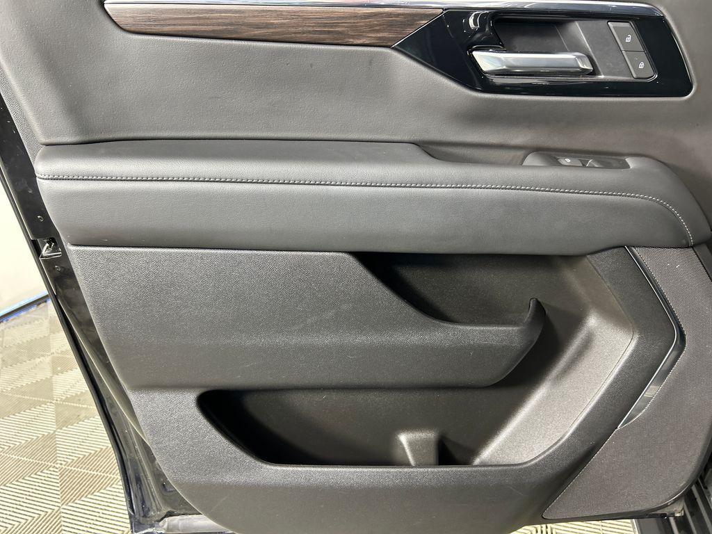 used 2025 Chevrolet Suburban car, priced at $56,362
