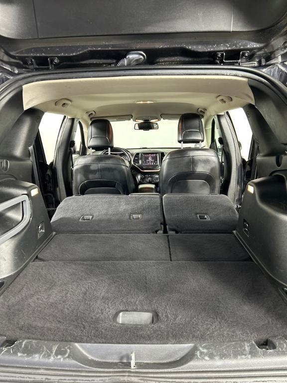 used 2016 Jeep Cherokee car, priced at $5,801