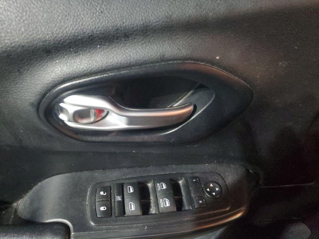 used 2016 Jeep Cherokee car, priced at $7,313