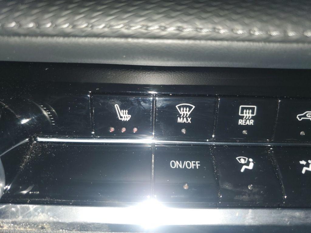 used 2025 Chevrolet Equinox car, priced at $25,001