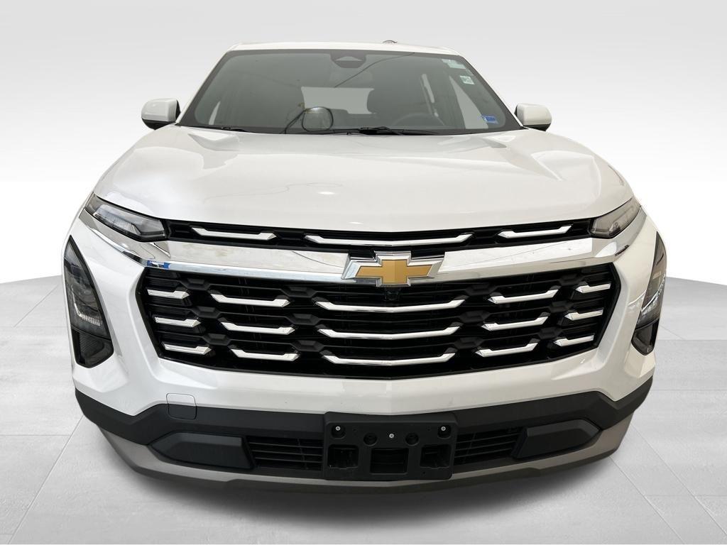used 2025 Chevrolet Equinox car, priced at $24,187