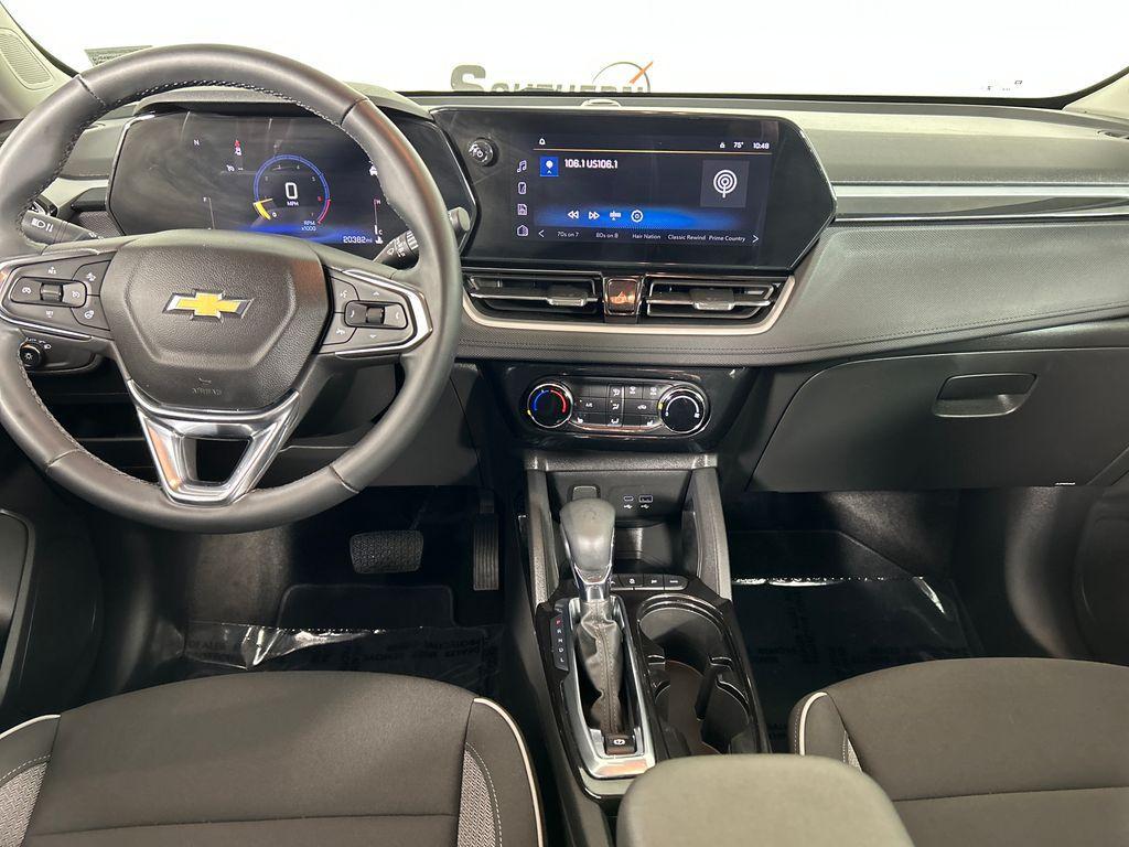 used 2024 Chevrolet TrailBlazer car, priced at $23,827