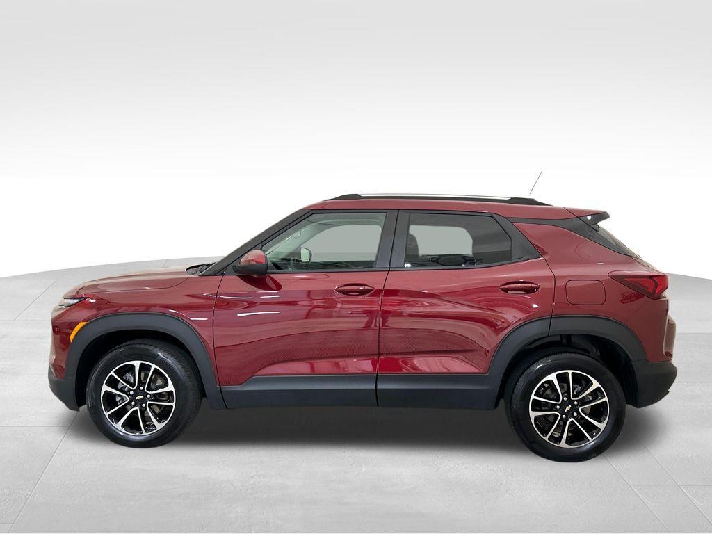 used 2024 Chevrolet TrailBlazer car, priced at $23,827