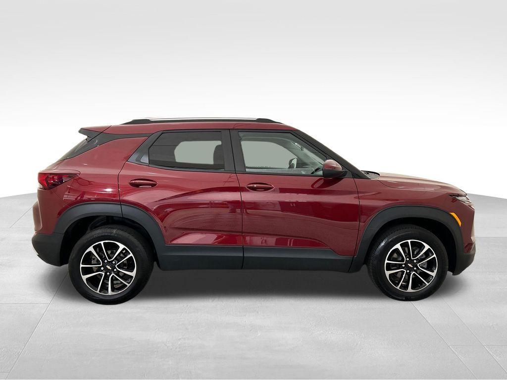 used 2024 Chevrolet TrailBlazer car, priced at $23,827