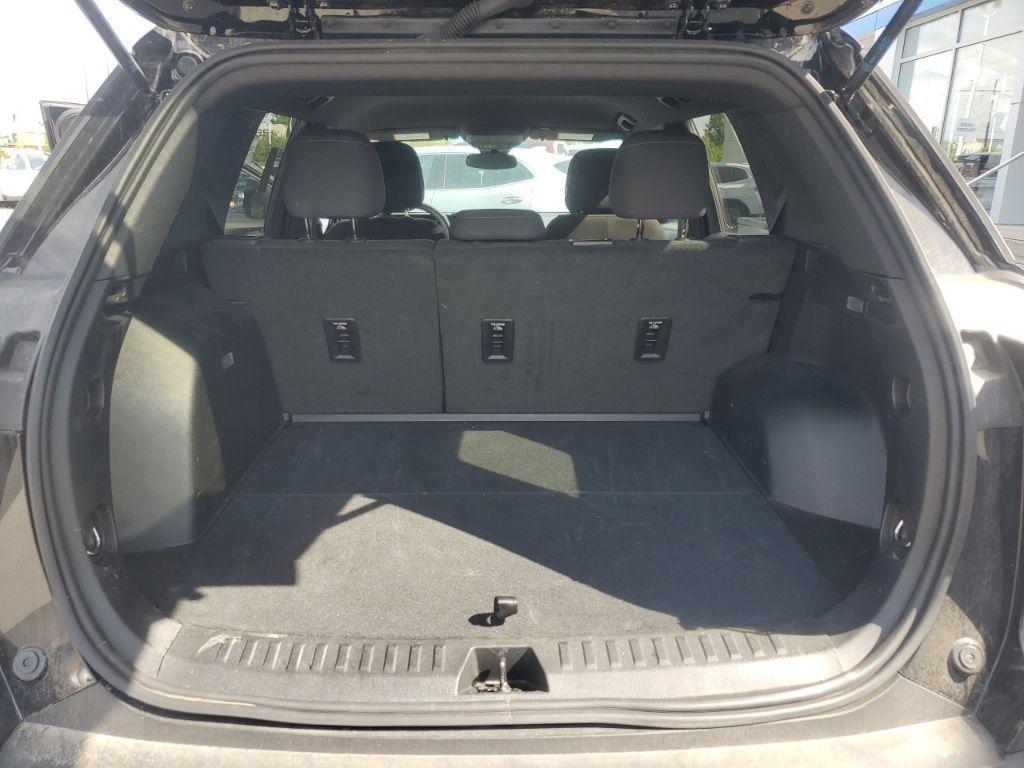 used 2025 Chevrolet Equinox car, priced at $31,191