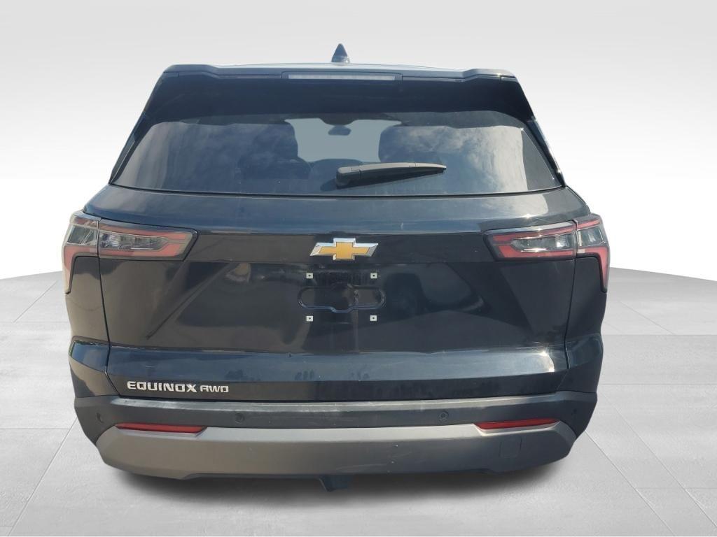 used 2025 Chevrolet Equinox car, priced at $31,191