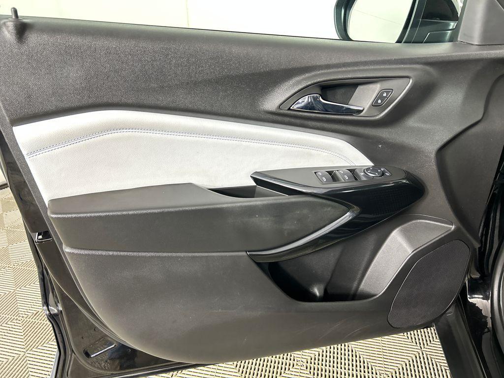 used 2025 Chevrolet Trax car, priced at $21,371