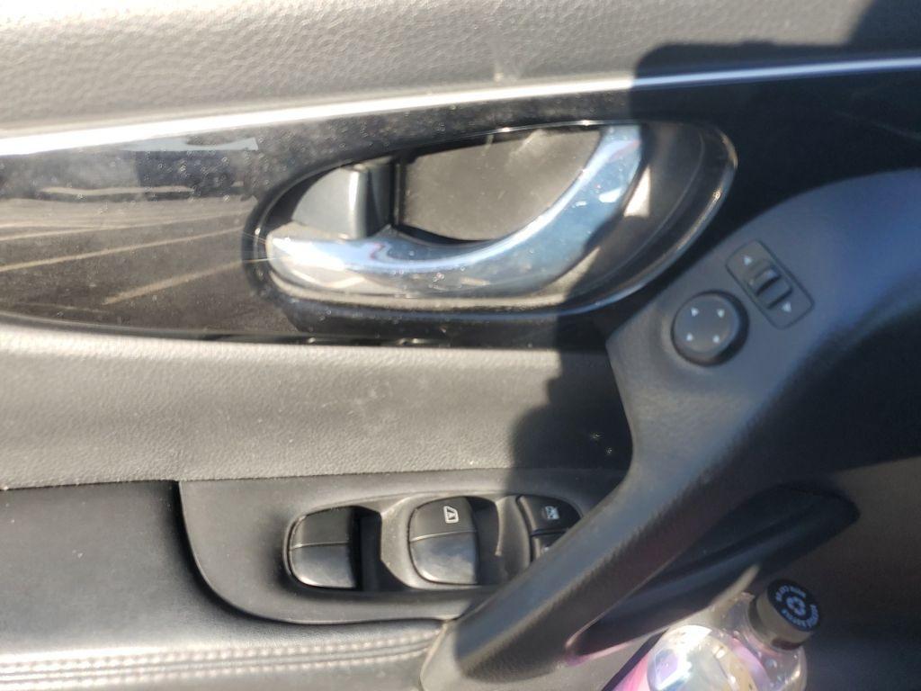 used 2018 Nissan Rogue Sport car, priced at $13,911