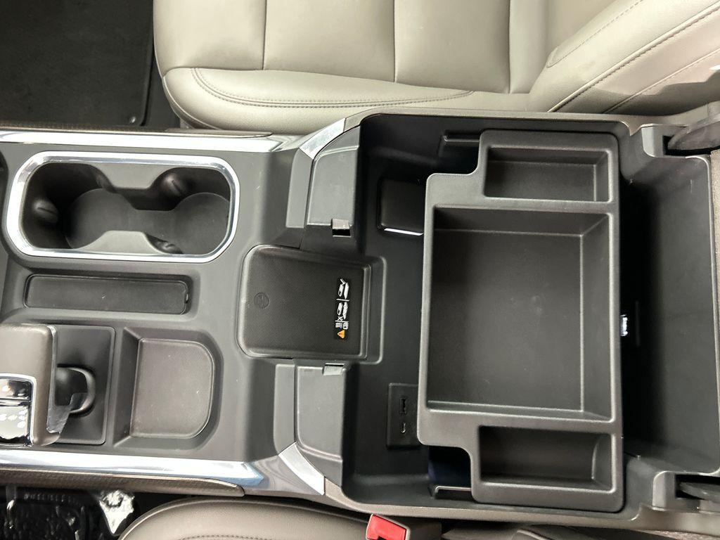 used 2022 Chevrolet Silverado 1500 car, priced at $40,470